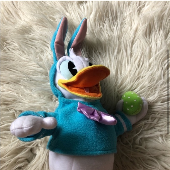 Disney Hallmark Don’t Pull My Ears Donald Duck Easter Musical Motion Character - Picture 4 of 8